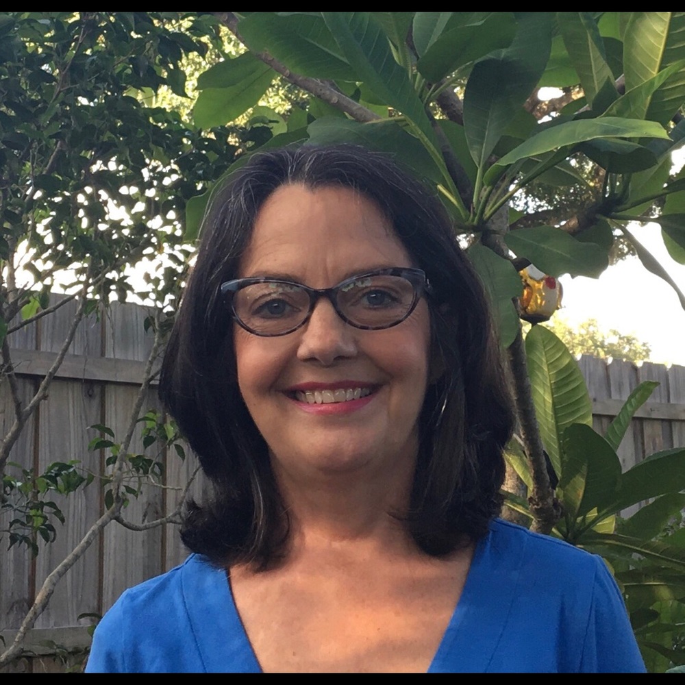 Meet your Posher, Lana